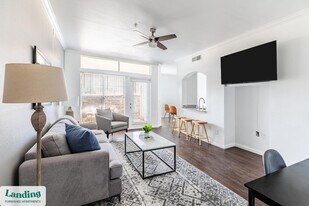 1000 Henderson St in Fort Worth, TX - Building Photo