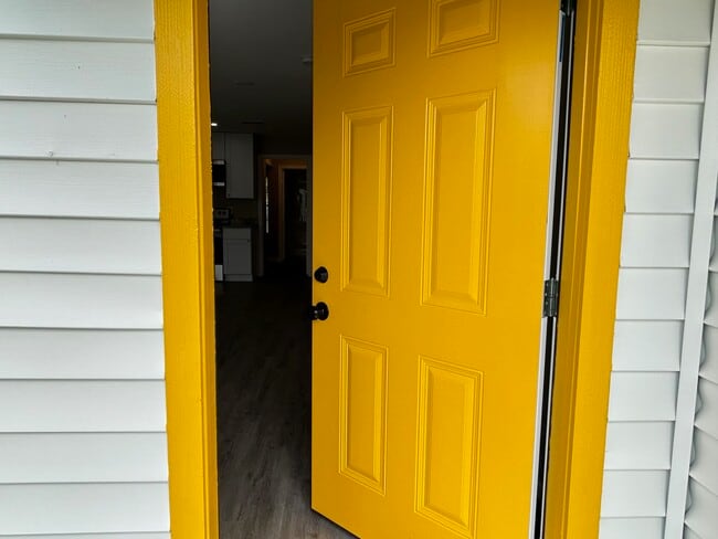 2245 E Overton Rd in Dallas, TX - Building Photo - Building Photo