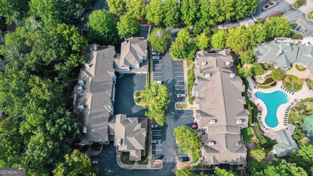 217 Edinburgh Ct in Alpharetta, GA - Building Photo