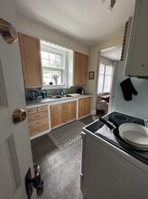 71 Williams St in Moncton, NB - Building Photo - Building Photo