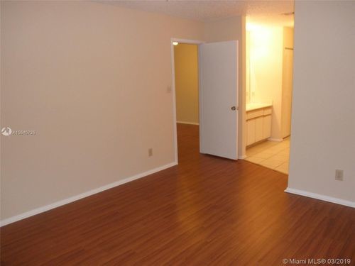 11277 W Atlantic Blvd-Unit -3J7 in Coral Springs, FL - Building Photo - Building Photo