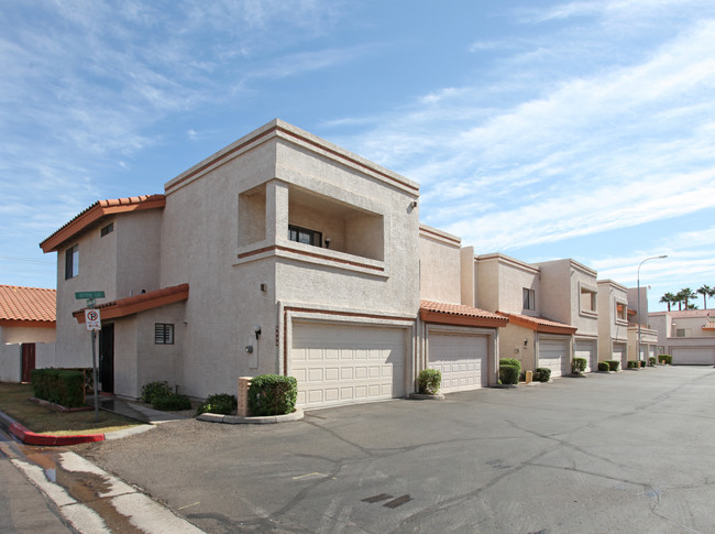 Por Of Fountain Shadows in Glendale, AZ - Foto de edificio - Building Photo