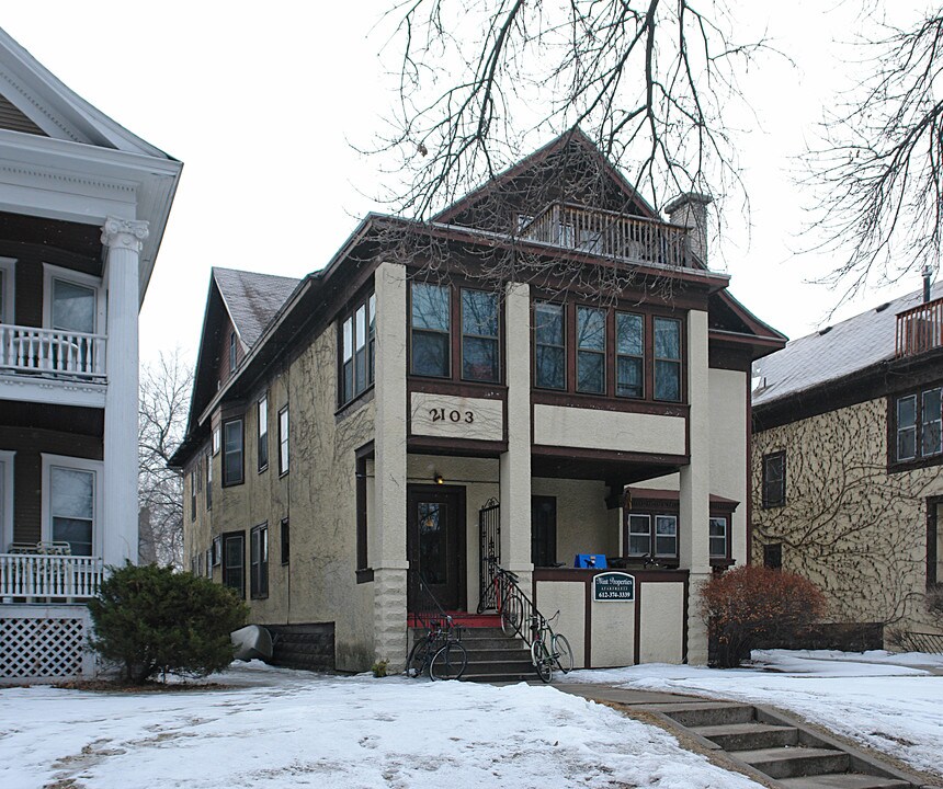 Mint Property Apartments in Minneapolis, MN - Building Photo