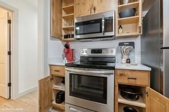 700 Liberty St in Pella, IA - Foto de edificio - Building Photo