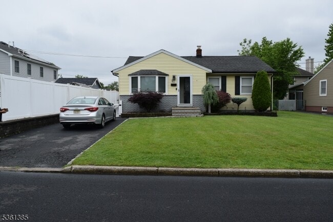 property at 23 Pleasant Ave