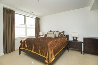 323 Boylston St in Brookline, MA - Building Photo - Building Photo