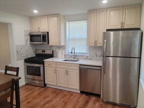 62 High Ridge Dr in Bridgeport, CT - Building Photo - Building Photo