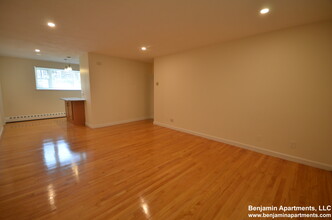 53 Parkman St, Unit 1 in Brookline, MA - Building Photo - Building Photo