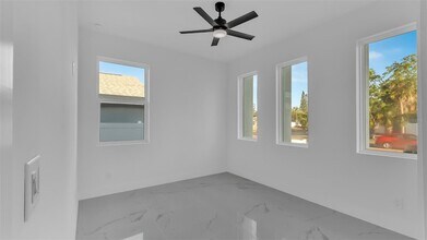 3850 2nd Ave N, Unit 211 in St. Petersburg, FL - Building Photo - Building Photo