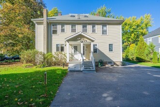 31 Highland St in Concord, MA - Building Photo - Building Photo