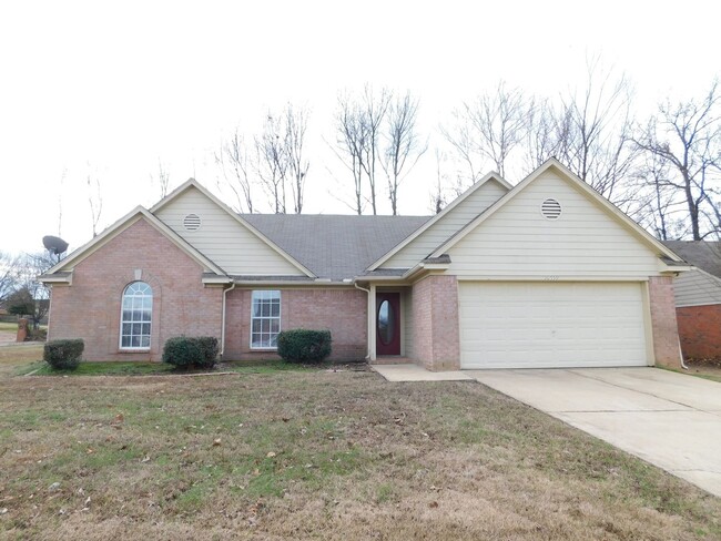 10559 Kristen Dr in Olive Branch, MS - Building Photo - Building Photo