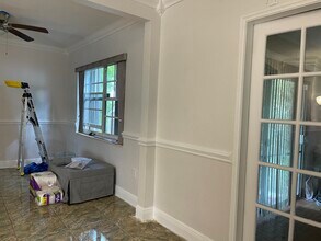 9121 Little River Blvd in Miami, FL - Building Photo - Building Photo