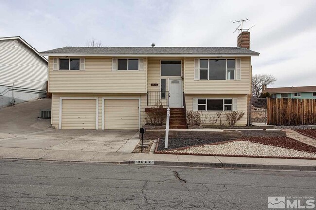 3686 4th St in Sparks, NV - Building Photo - Building Photo