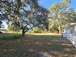 4303 Pippin Rd in Plant City, FL - Building Photo - Building Photo