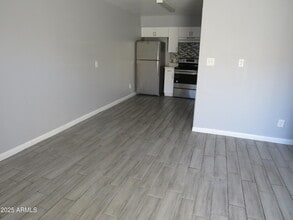 2726 E Tierra Buena Ln in Phoenix, AZ - Building Photo - Building Photo