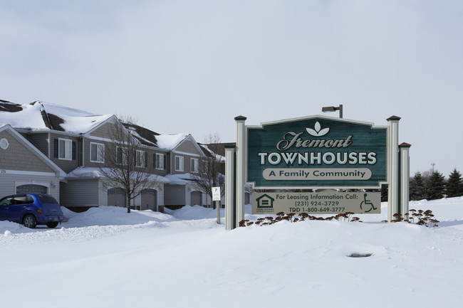 Fremont Townhouses in Fremont, MI - Building Photo - Building Photo