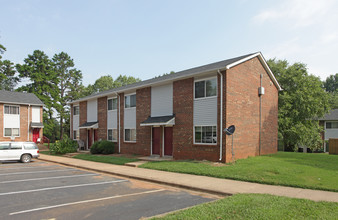 Westside Apartments in Charlotte, NC - Building Photo - Building Photo