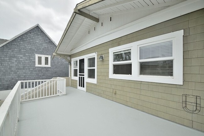 1732 Monterey Blvd in Hermosa Beach, CA - Building Photo - Building Photo
