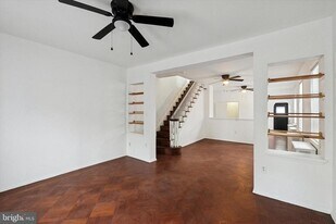 4489 Livingston St in Philadelphia, PA - Building Photo