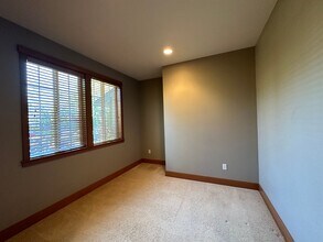 1961 Nelson St in Dupont, WA - Building Photo - Building Photo