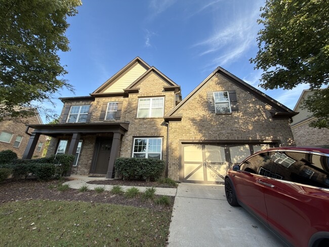 property at 5825 Trailwood Ct