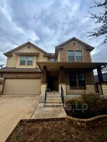 8919 Olmstead Park in Converse, TX - Building Photo