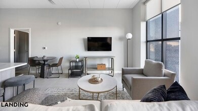 600 19th St N, Unit 203 in Birmingham, AL - Building Photo - Building Photo