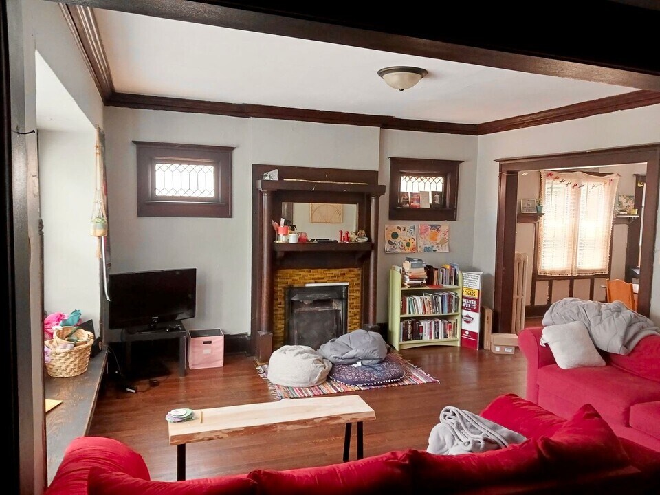 2939 N Cramer St in Milwaukee, WI - Building Photo