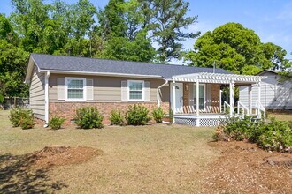 1644 Inverness Dr in Fayetteville, NC - Building Photo - Building Photo
