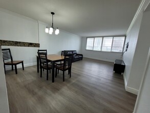 9143 SW 77th Ave, Unit B708 in Miami, FL - Foto de edificio - Building Photo