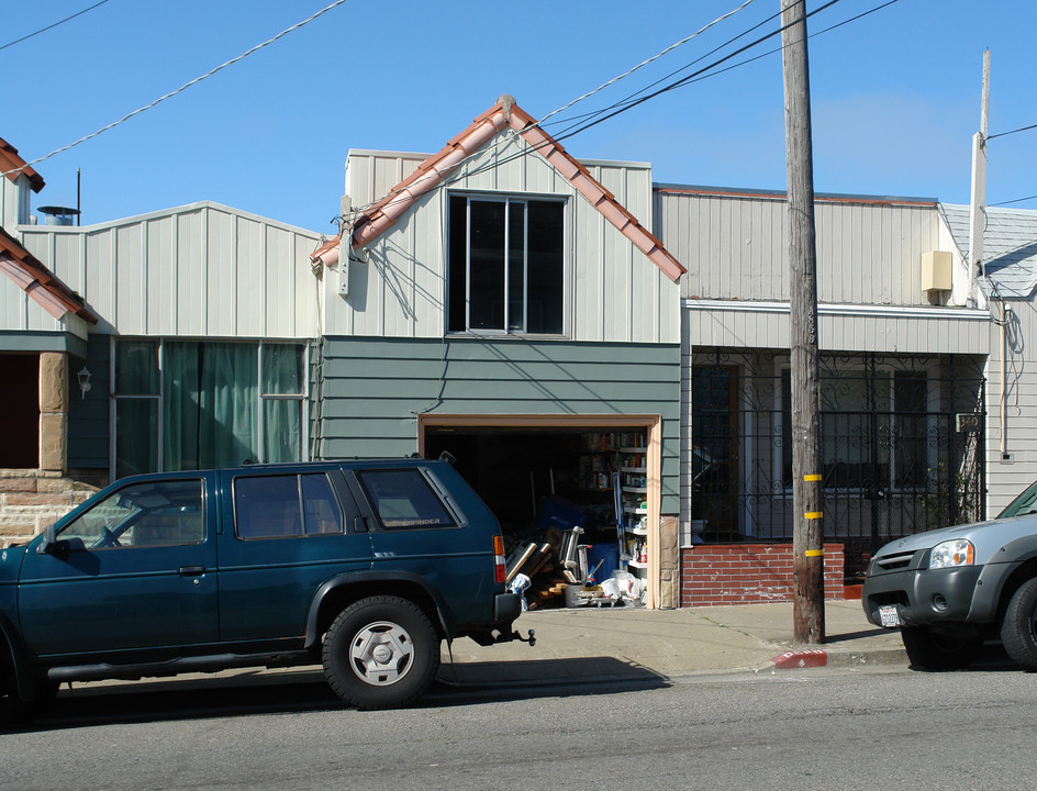 340 Hillside Blvd in Daly City, CA - Building Photo