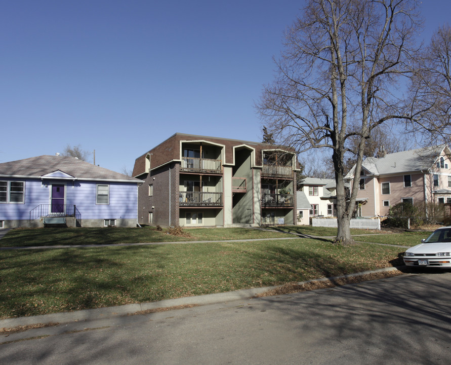 2532 T St in Lincoln, NE - Building Photo