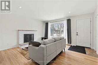 1103 Frances St in Ottawa, ON - Building Photo - Building Photo