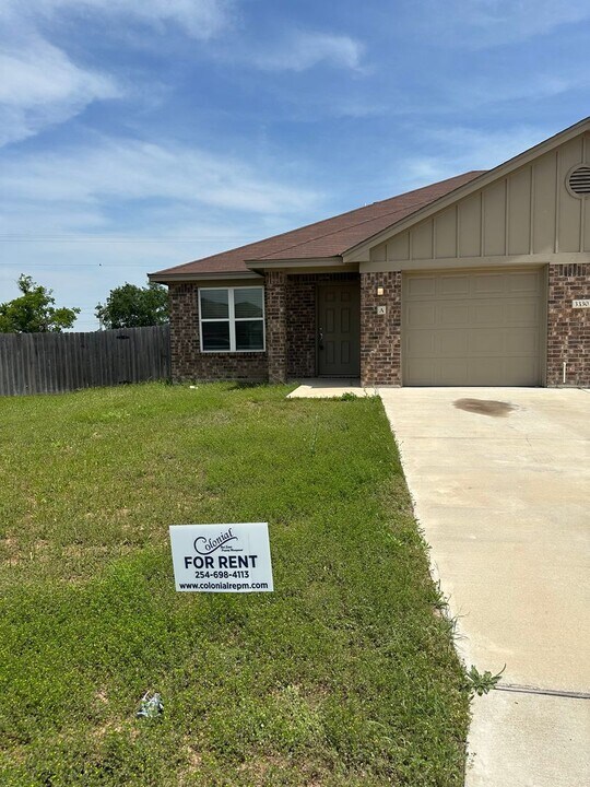 3330 A Stonewall Dr in Temple, TX - Building Photo