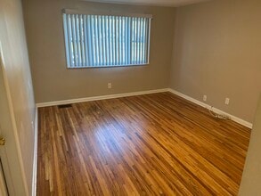 94 Hinchey Ave in Lancaster, NY - Building Photo - Building Photo