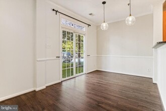 8930 Milford Haven Ct in Lorton, VA - Building Photo - Building Photo