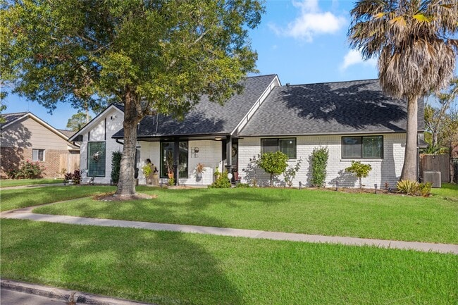 property at 918 Hollow Tree St