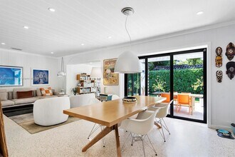 5950 SW 29th St in Miami, FL - Building Photo - Building Photo