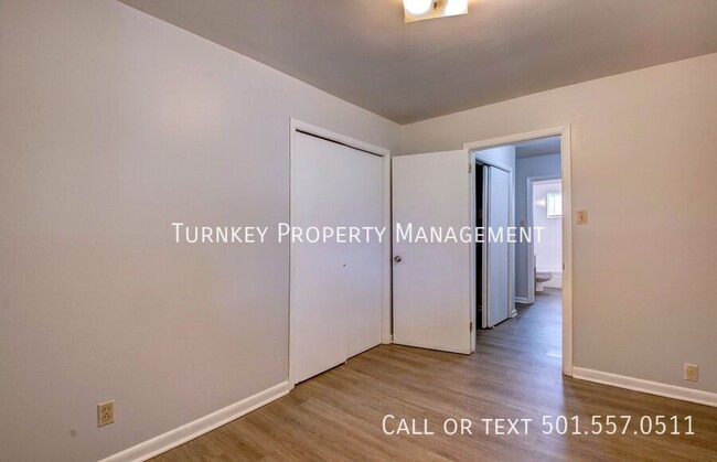 4407 Lynn Ln
