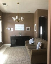 1933 Kellie Marie St in Bakersfield, CA - Building Photo - Building Photo