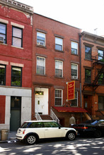 245 W 16th St in New York, NY - Building Photo - Building Photo