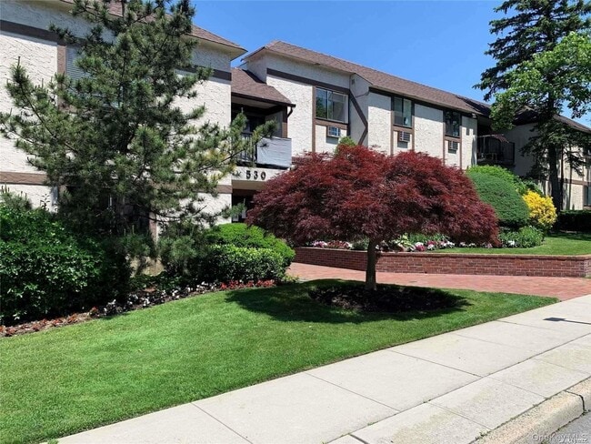 property at 530 Hudson Ave