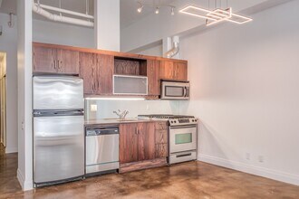 233 Carlaw Ave in Toronto, ON - Building Photo - Building Photo