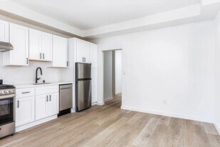 903 Pine St in San Francisco, CA - Building Photo