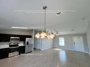 426 NW Airoso Blvd in Port St. Lucie, FL - Building Photo - Building Photo