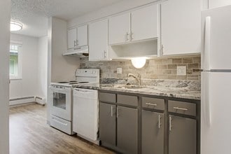 Carriage Hill in Thornton, CO - Building Photo - Building Photo