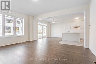 672 Grand Ridge Ave in Oshawa, ON - Building Photo - Building Photo