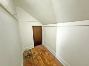 1043 Oxford Rd in Cleveland Heights, OH - Building Photo - Building Photo