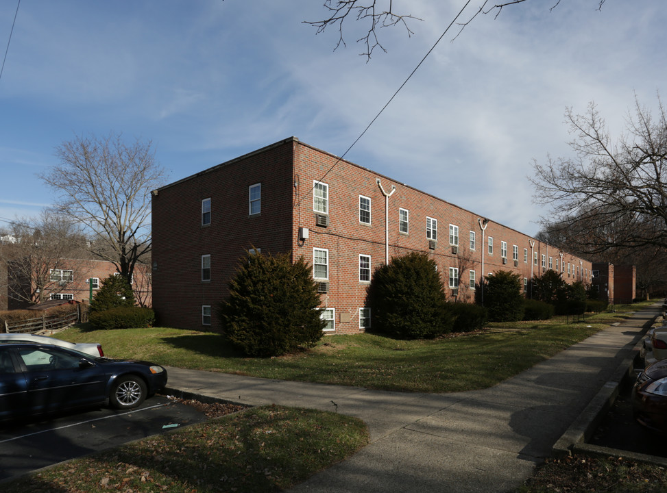 Heritage Hills in Easton, PA - Building Photo