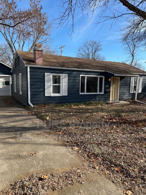 property at 2316 SW Eveningside Dr